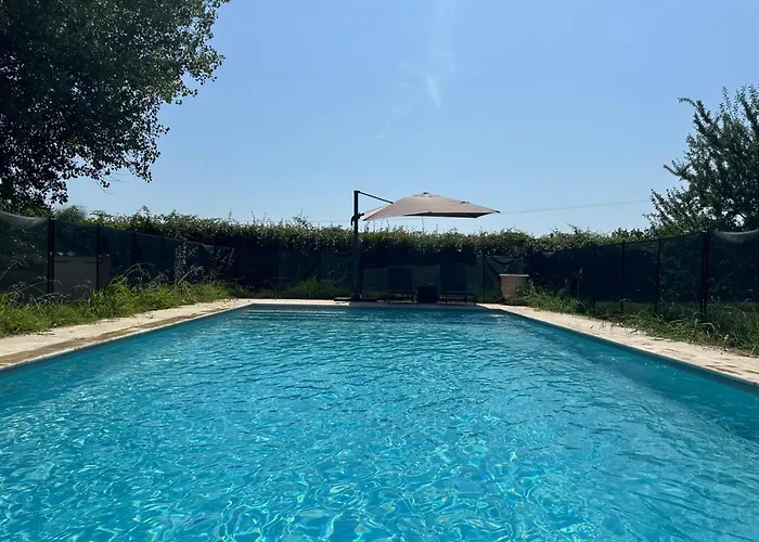 Belle Climatisée Villa *